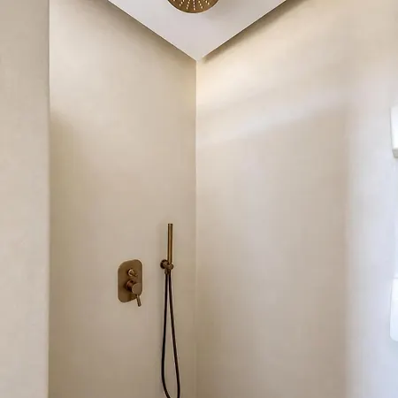 Spacious Cycladic House Near Logaras Dom wakacyjny